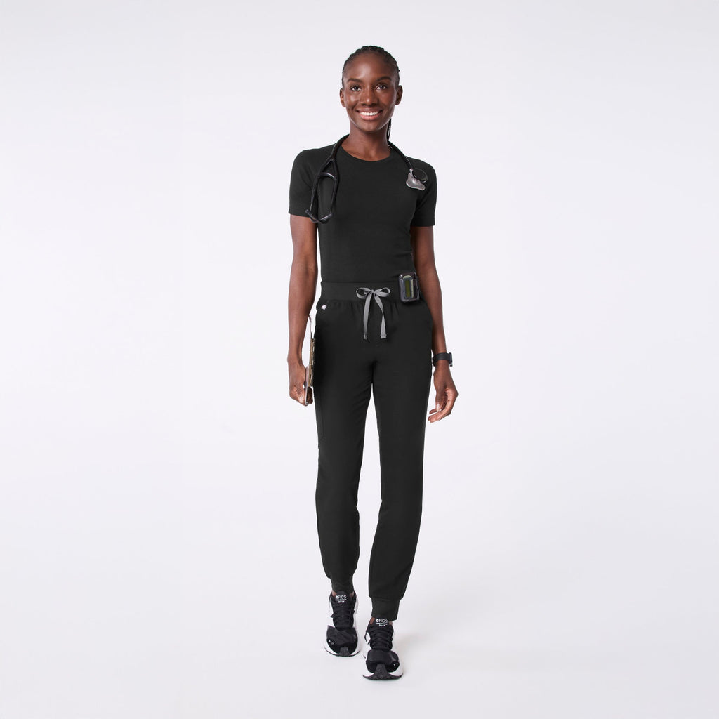 Salta Seamless Short-Sleeve Underscrub - Black