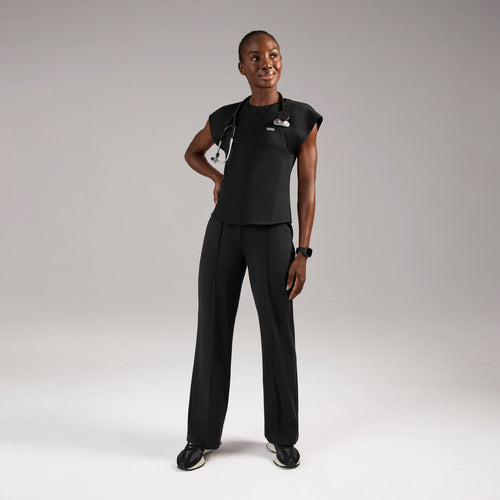 Alice Slim Crewneck Scrub Top - Black