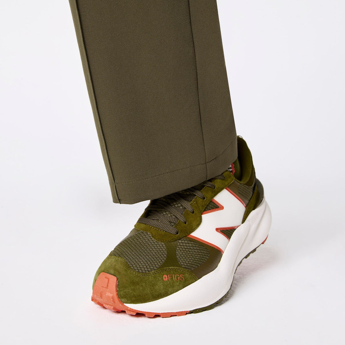 FIGS | New Balance 3447 GORE-TEX® - Spruce