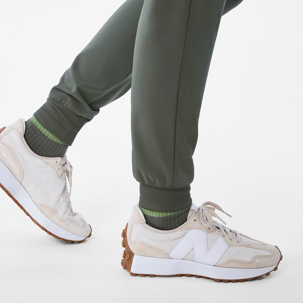 Zamora Maternity Jogger Scrub Pant - Moss