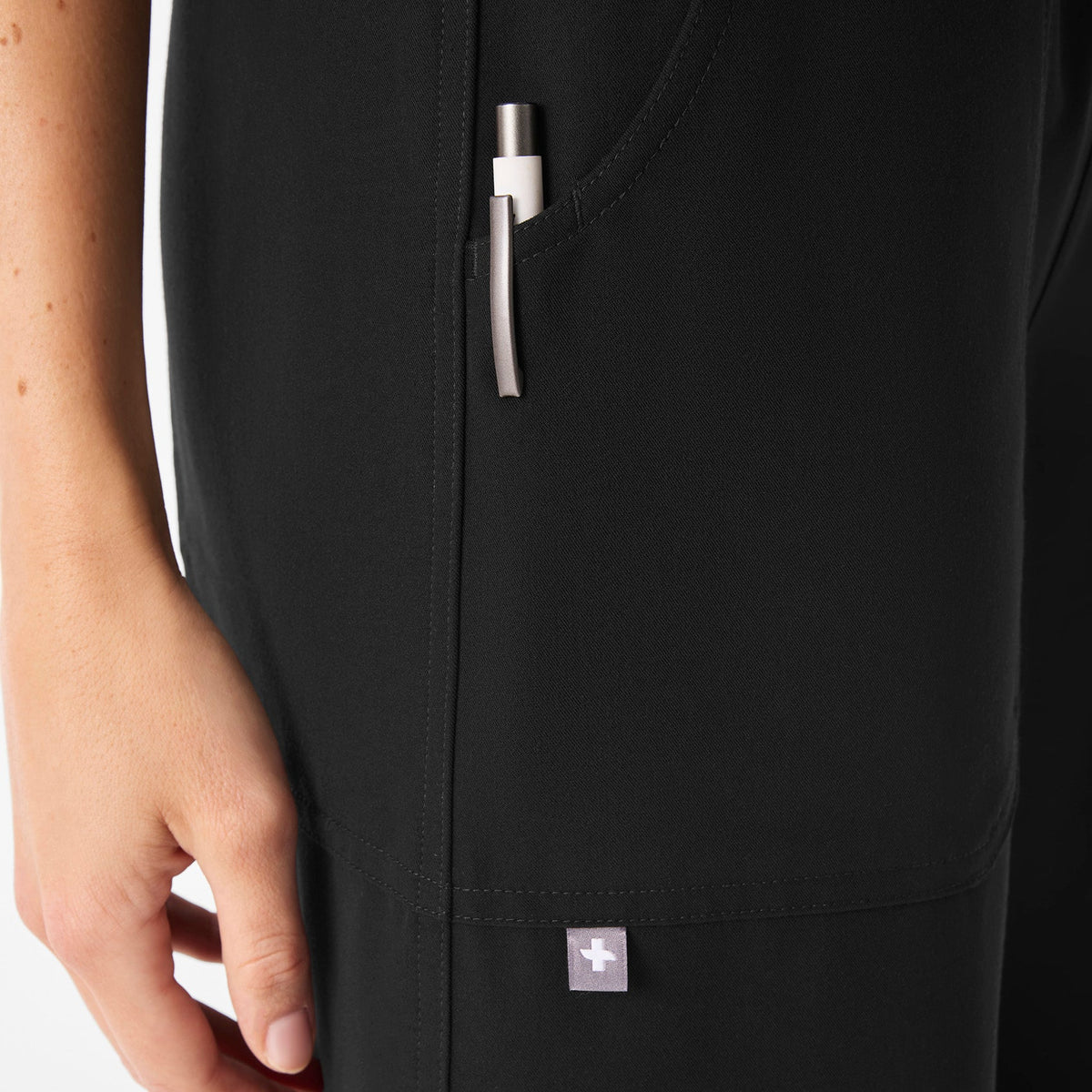 Roslyn Wide-Leg Scrub Pant - Black