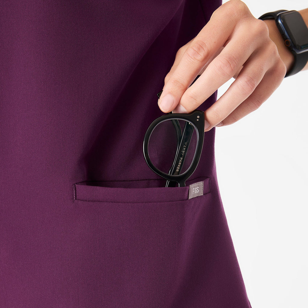 Casma Scrub Top™ - Deep Purple