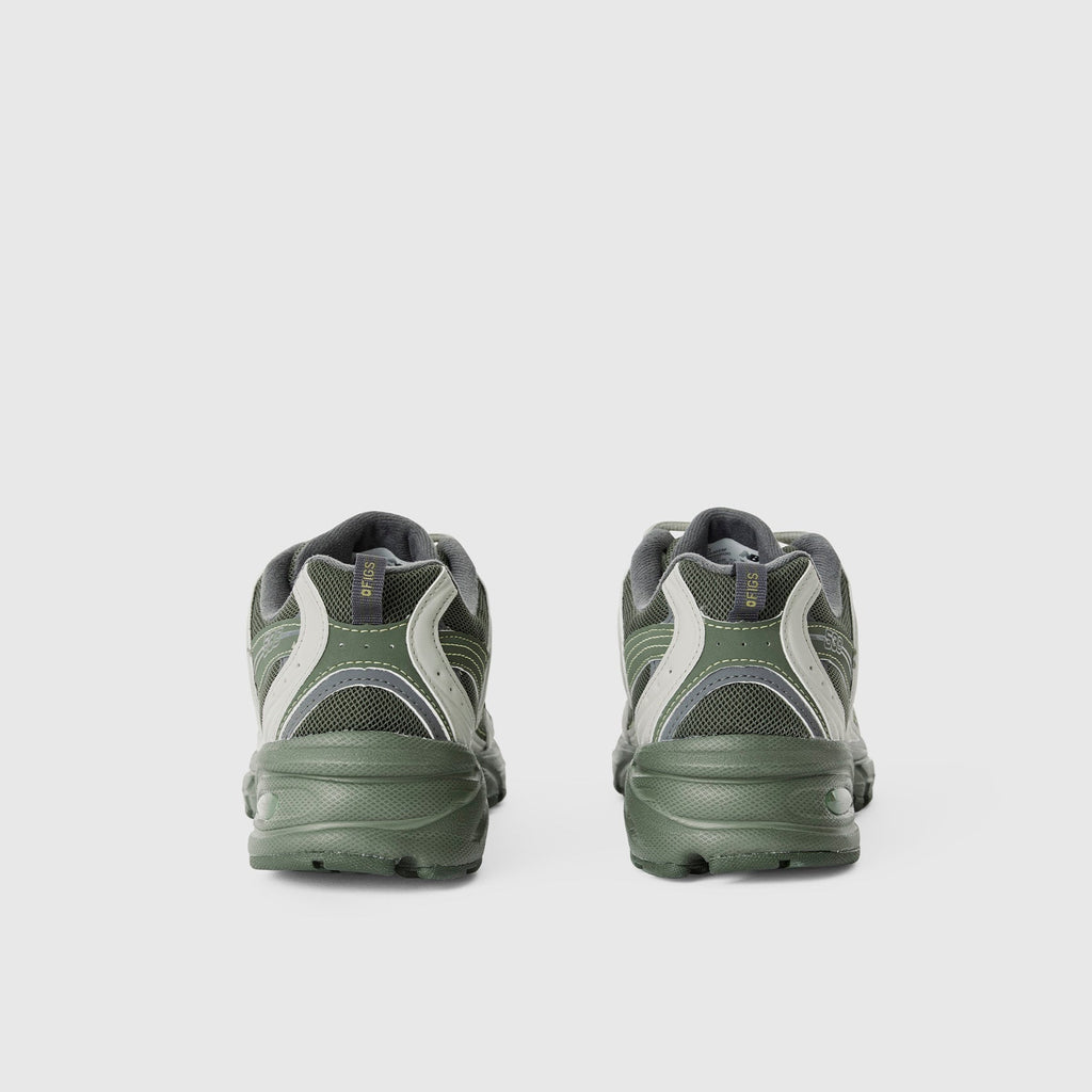 FIGS | New Balance 530 - Moss