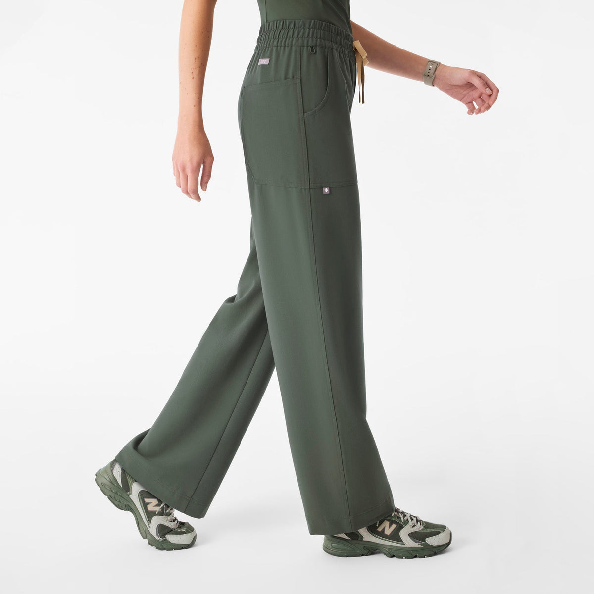 Roslyn Wide-Leg Scrub Pant - Moss