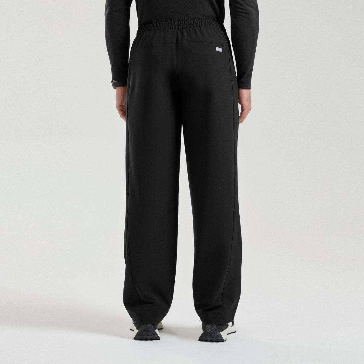 Everett Straight-Leg Scrub Pant - Black
