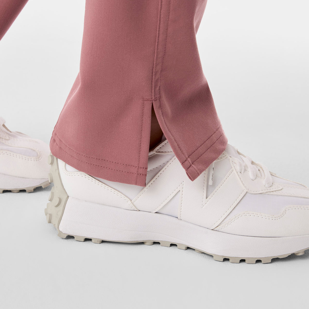 Kade Straight-Leg Scrub Pant™ - Mauve