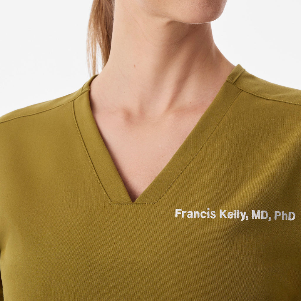 Casma Scrub Top™ - Martini Olive