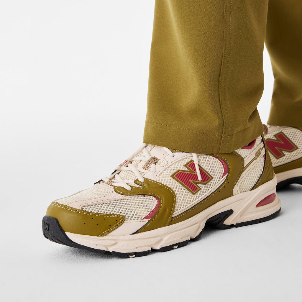 FIGS | New Balance 530 - Martini Olive