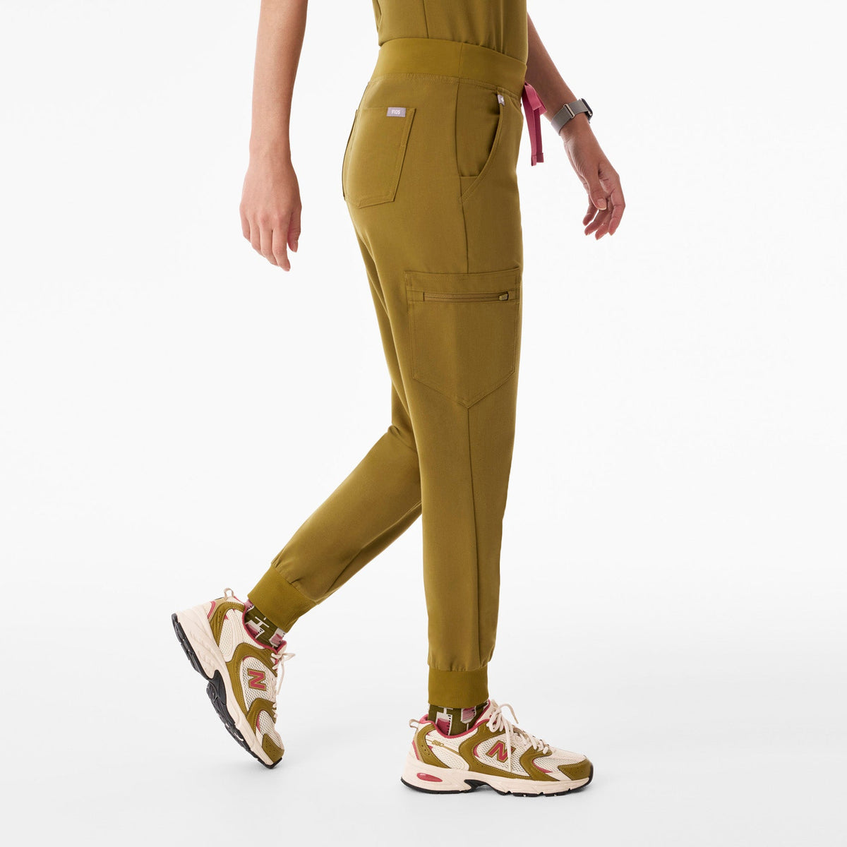 Zamora Jogger Scrub Pant™ - Martini Olive