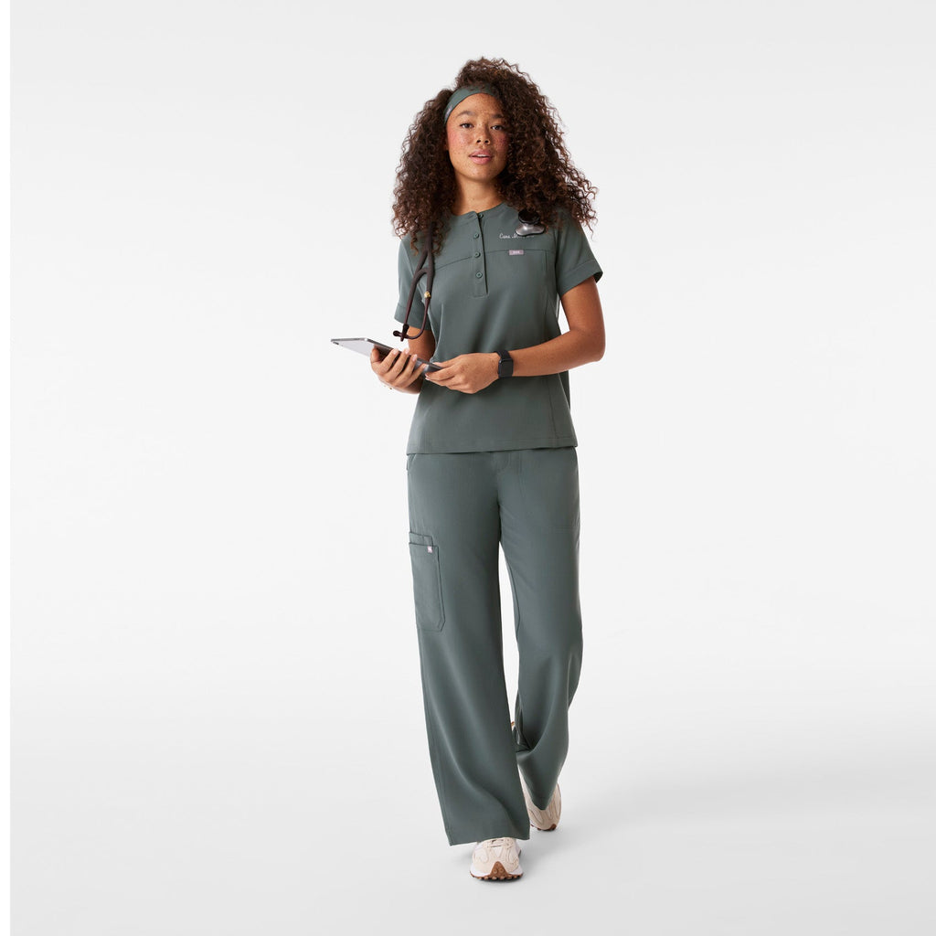 Florence Henley Short-Sleeve Scrub Top - Bonsai