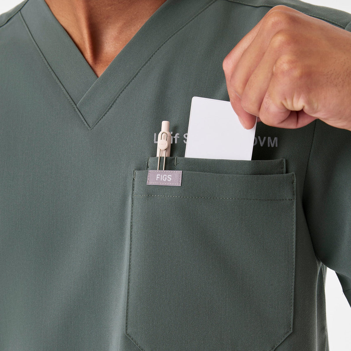 Leon Scrub Top™ - Bonsai