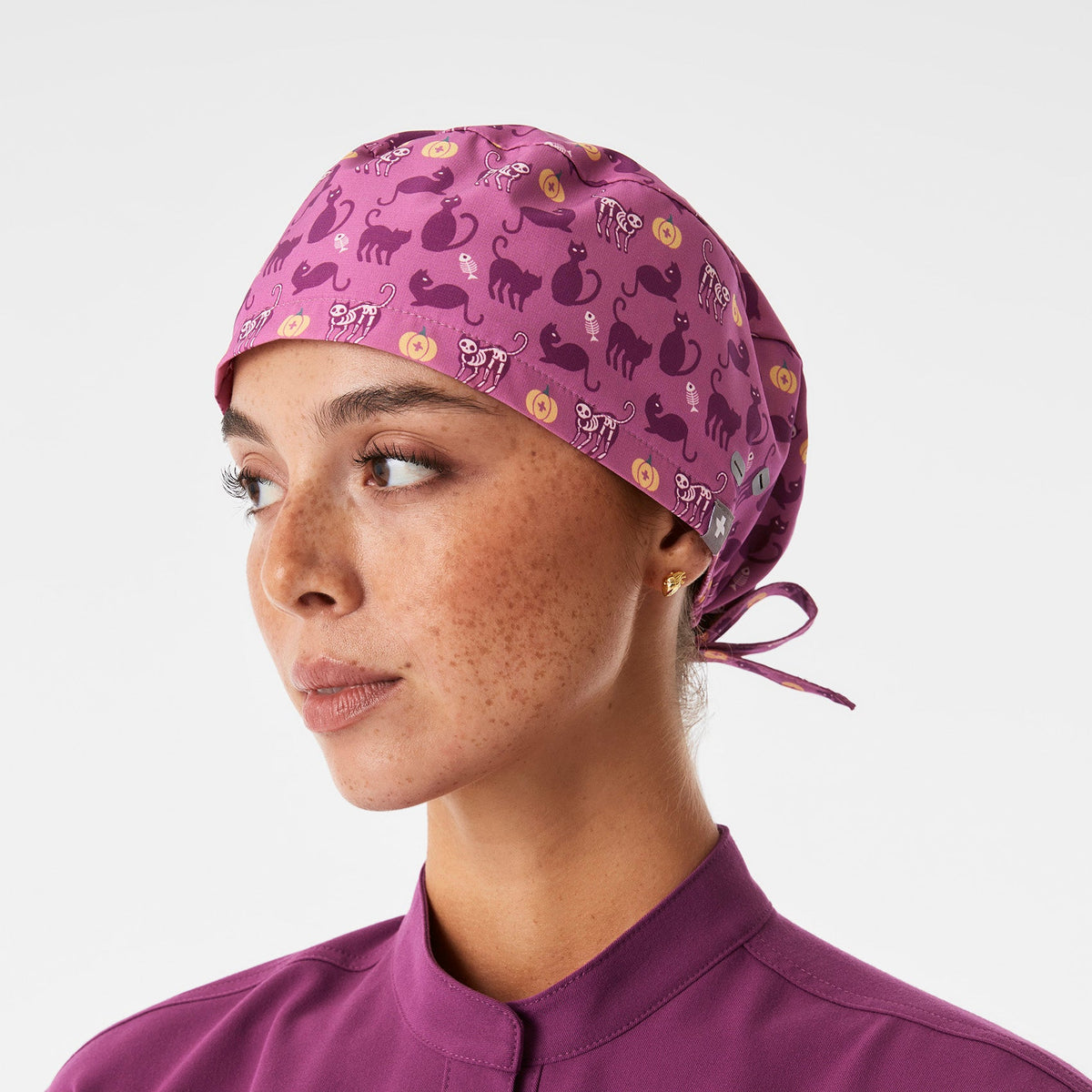 FIGS Scrub Cap With Buttonholes - Dark Açaí
