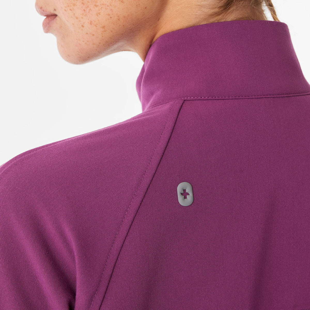 Sydney Scrub Jacket - Dark Açaí