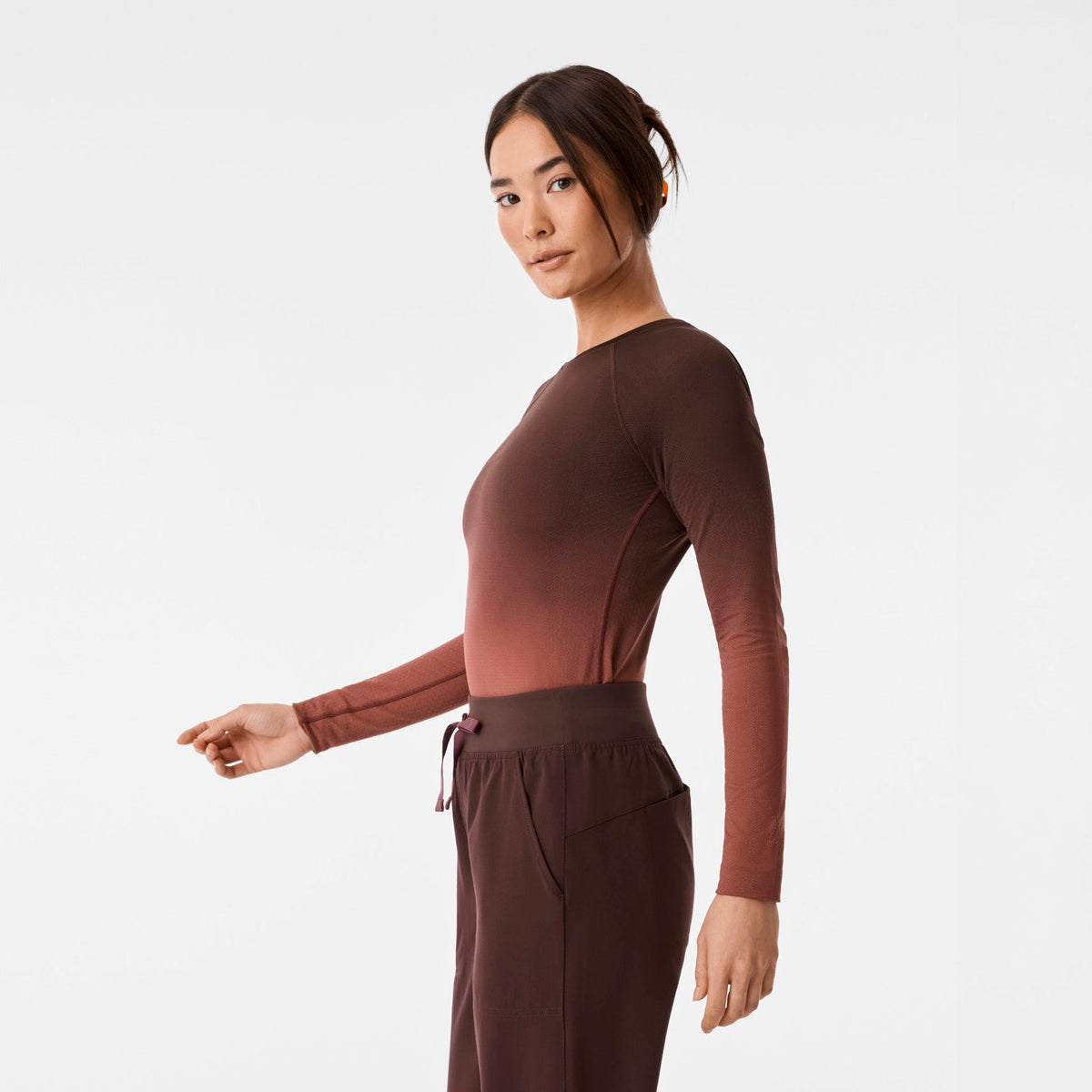 Salta Seamless Long-Sleeve Underscrub - Ombre Espresso