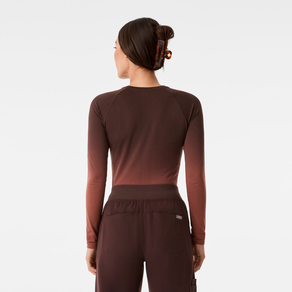 Salta Seamless Long-Sleeve Underscrub - Ombre Espresso