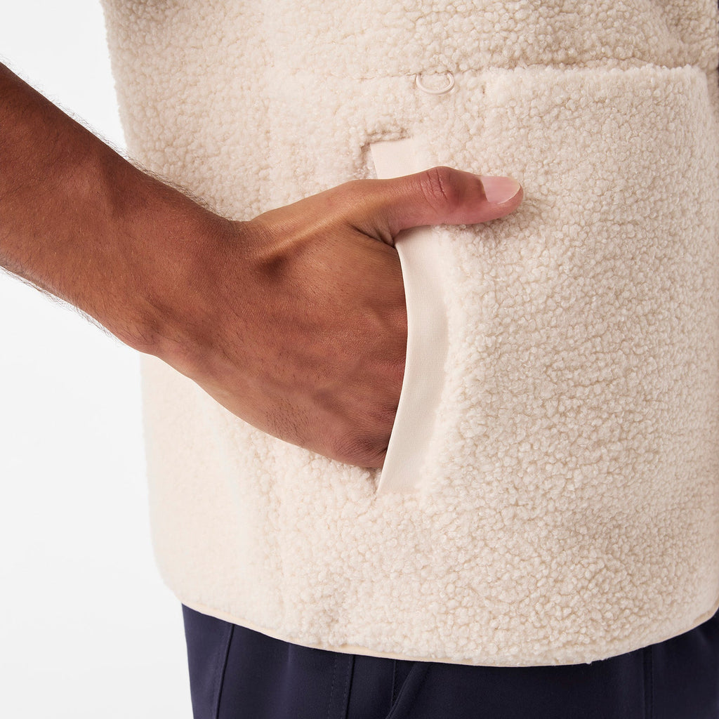 Bouclé Vest - Oat Milk