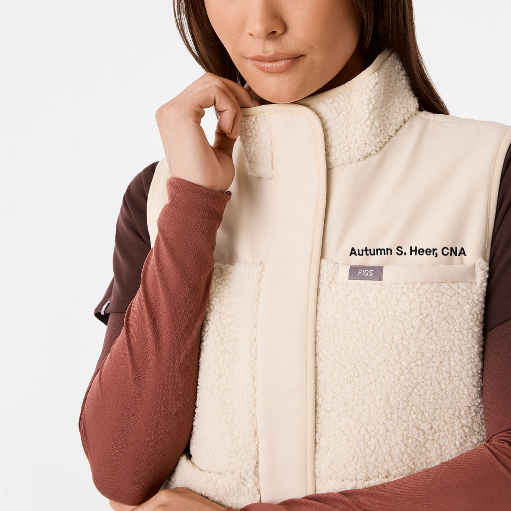 Bouclé Vest - Oat Milk