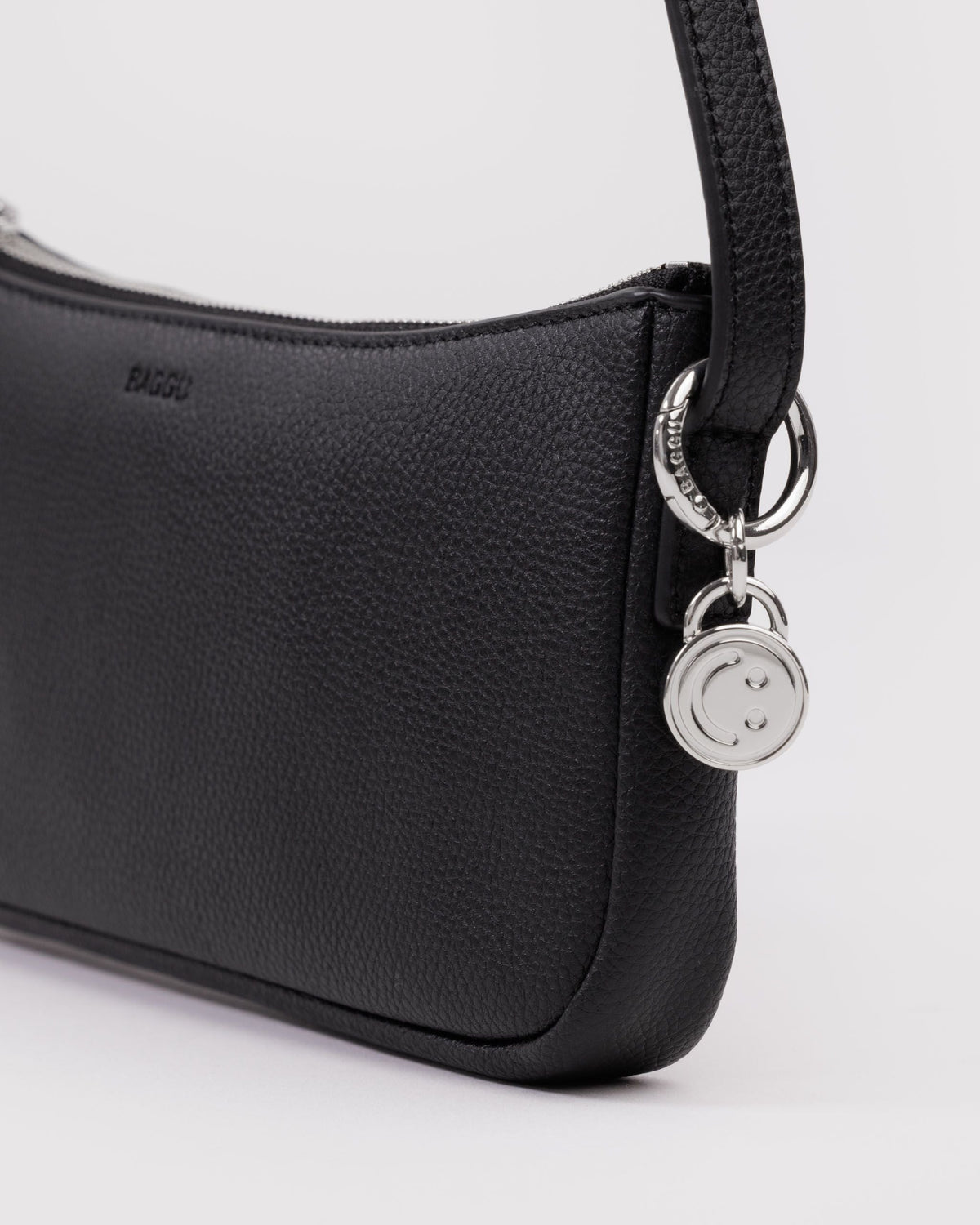 Recycled Leather Pochette - Black - image 3