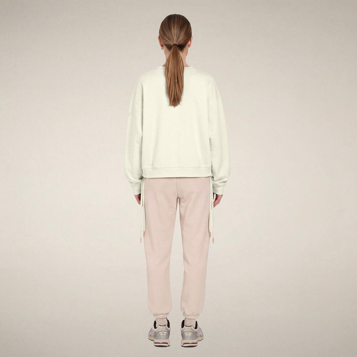 Women's Crewneck Sweatshirt Akemi in Cloud White