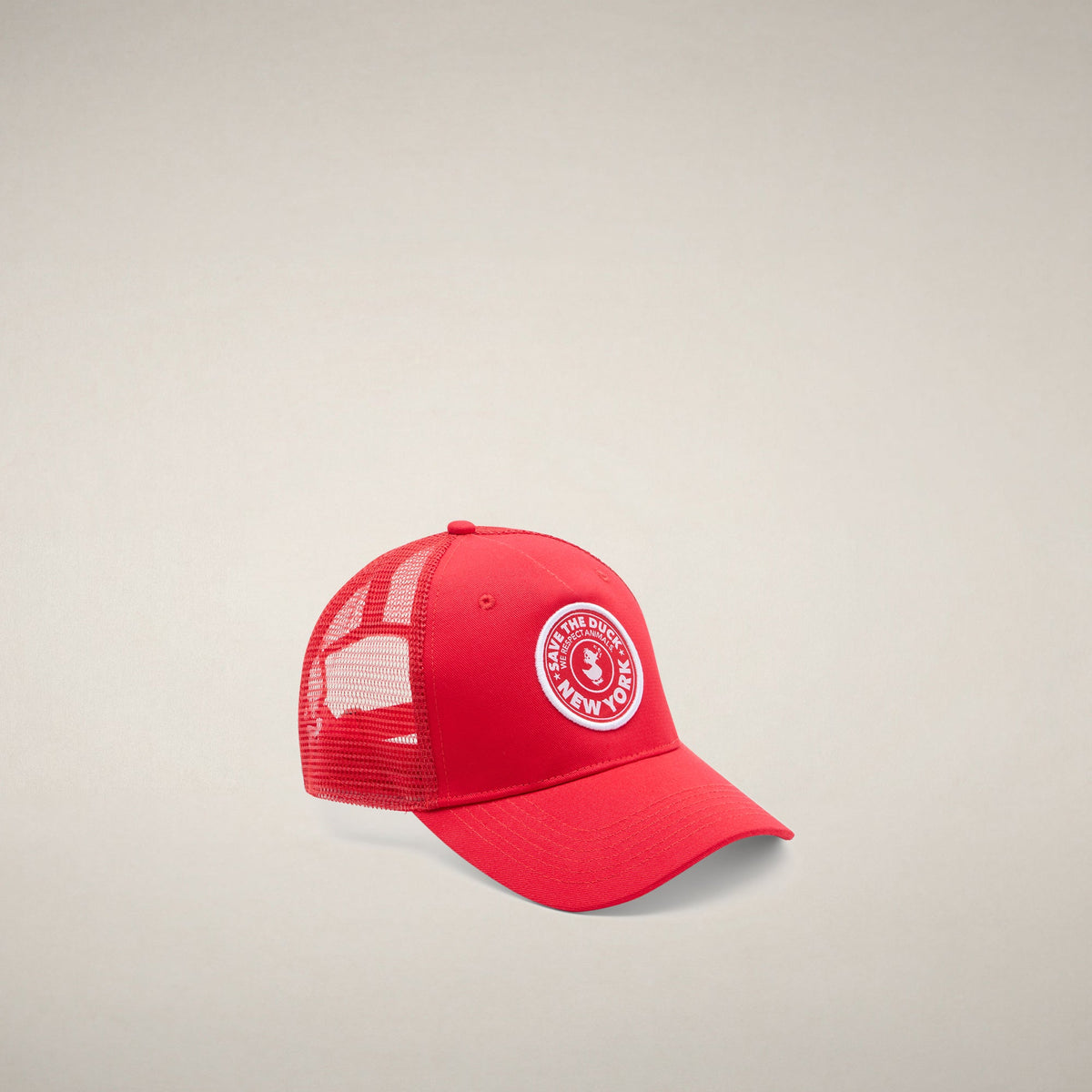 Unisex cap Noa in Jack Red with New York print