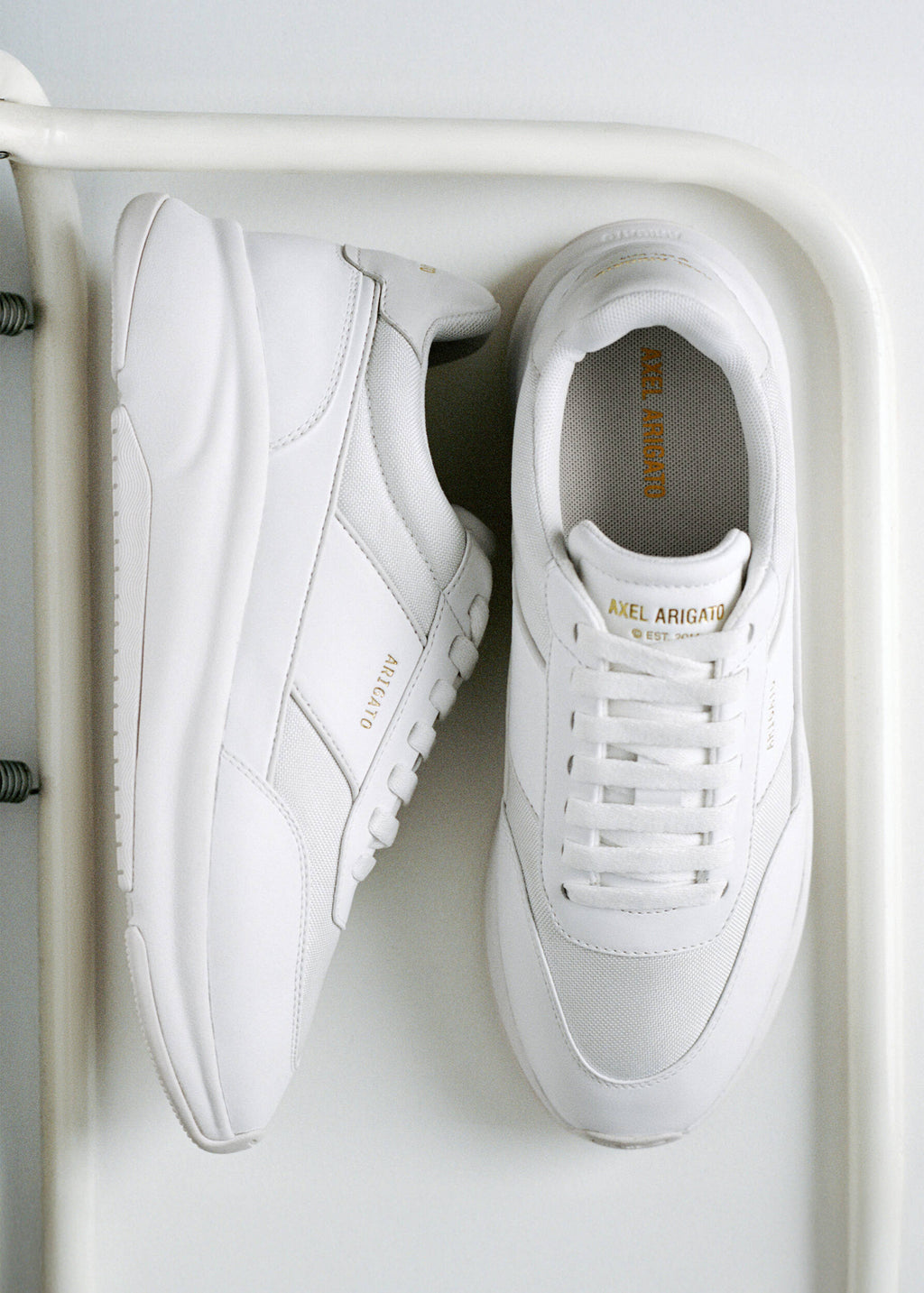 Genesis Neo Runner - White/White - image 7