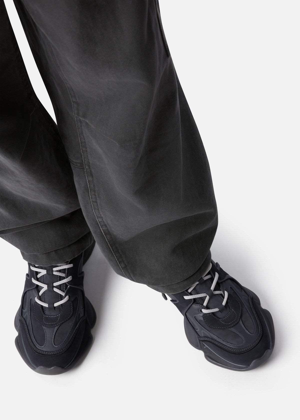 Eris Sneaker - Black/Black - image 10