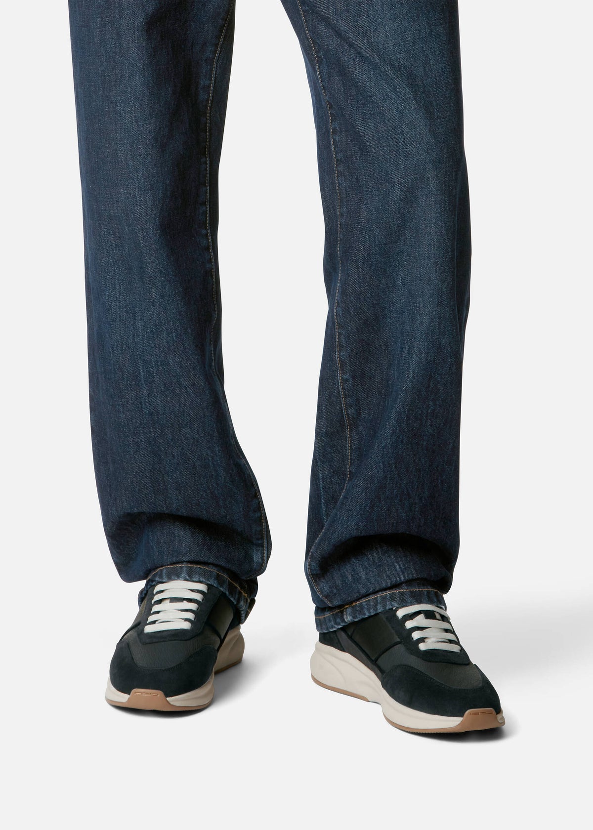 Genesis Neo Runner - Off Black/Tan - image 6