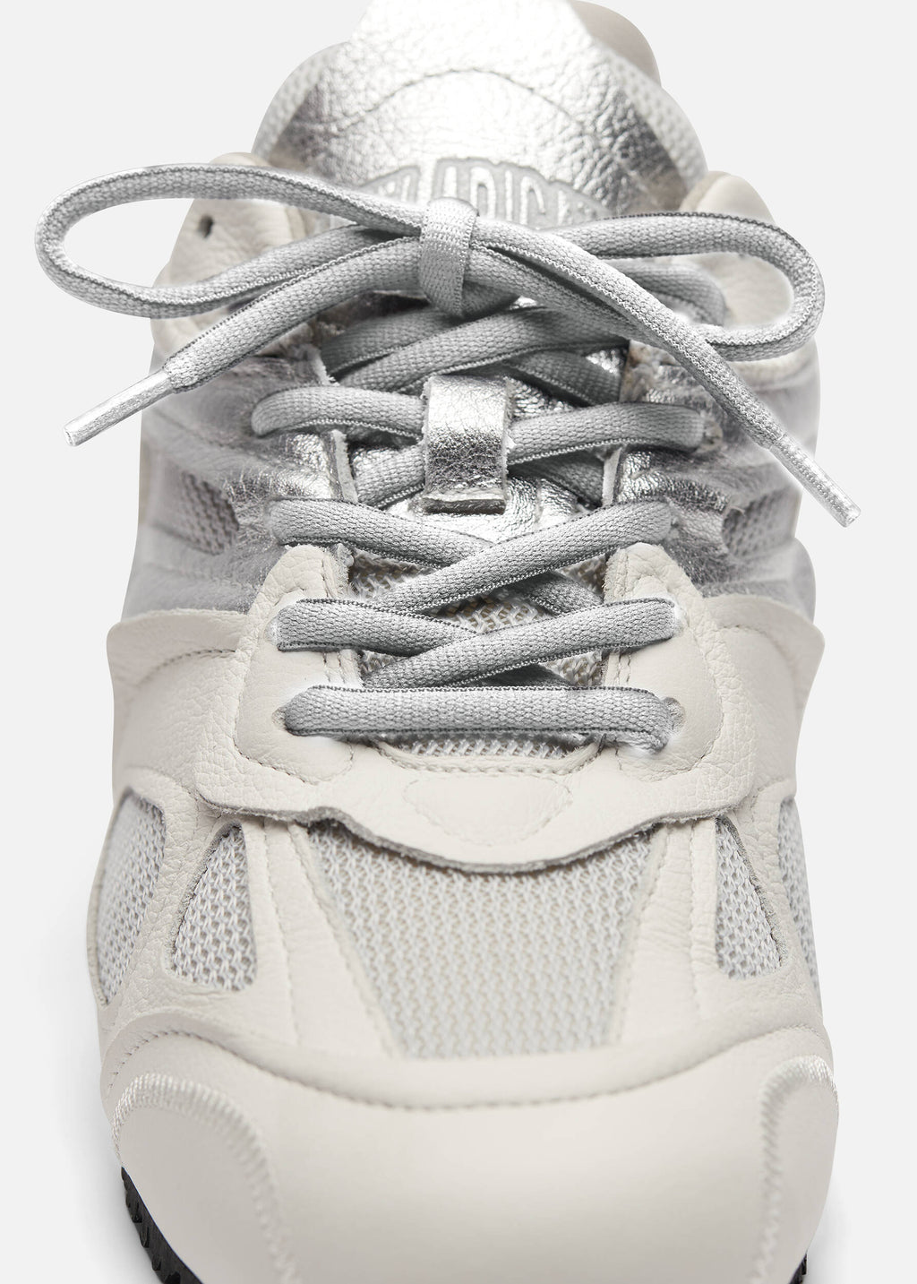 Slow Runner - Off White/Silver - image 6