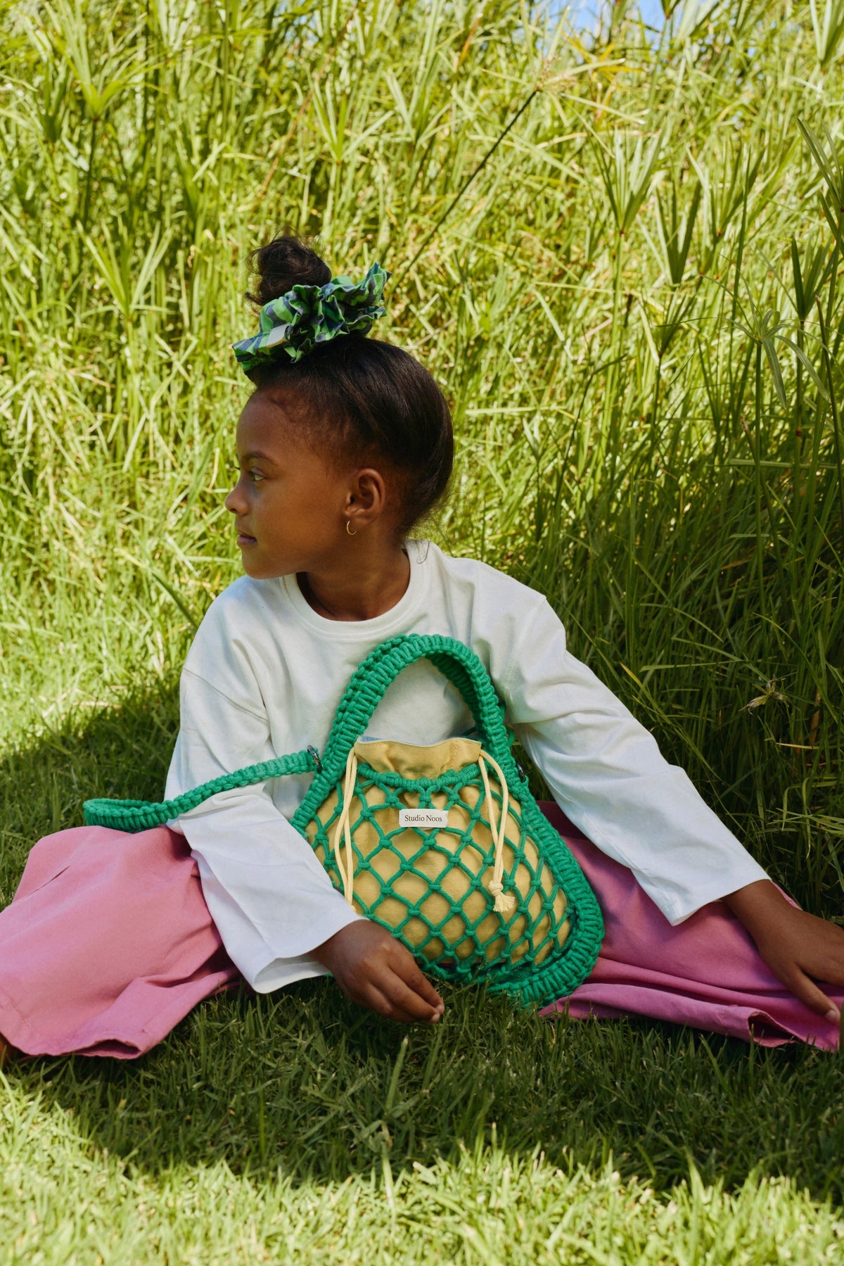Blauw-gele omkeerbare inzet | Groene macramé minihandtas met