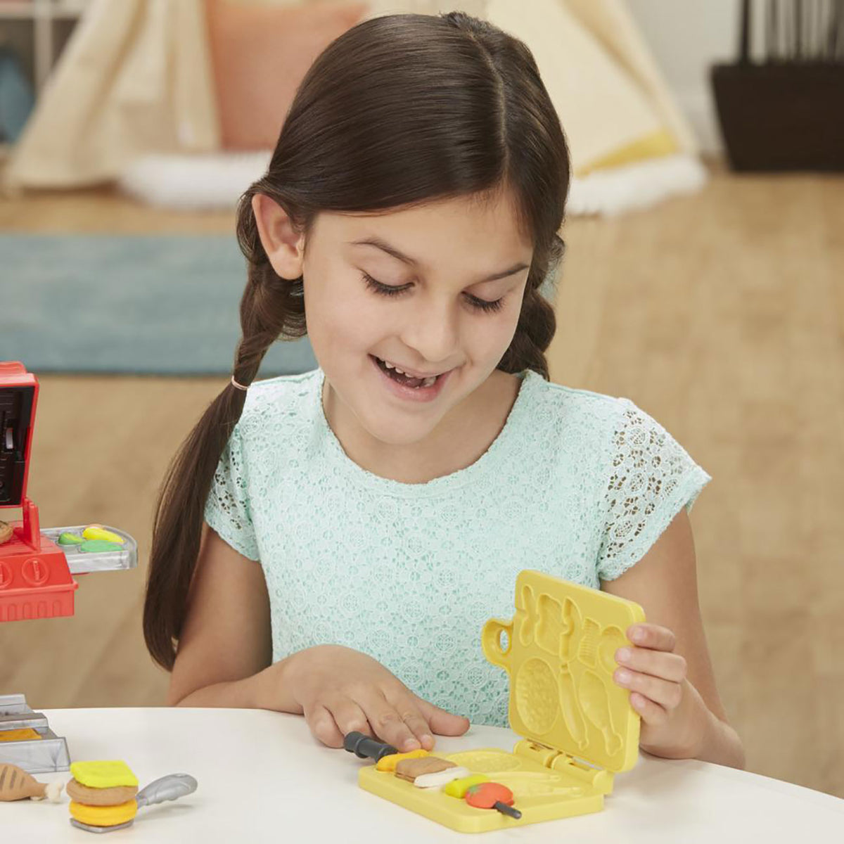 Hasbro Play-Doh Kitchen Creations Grill 'n Stamp Playset - HSBF0652 - image 6