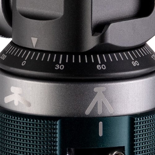 ProMaster iota 219 Ultralightweight Carbon Fiber Tabletop Tripod Kit - PRO94536 - image 9