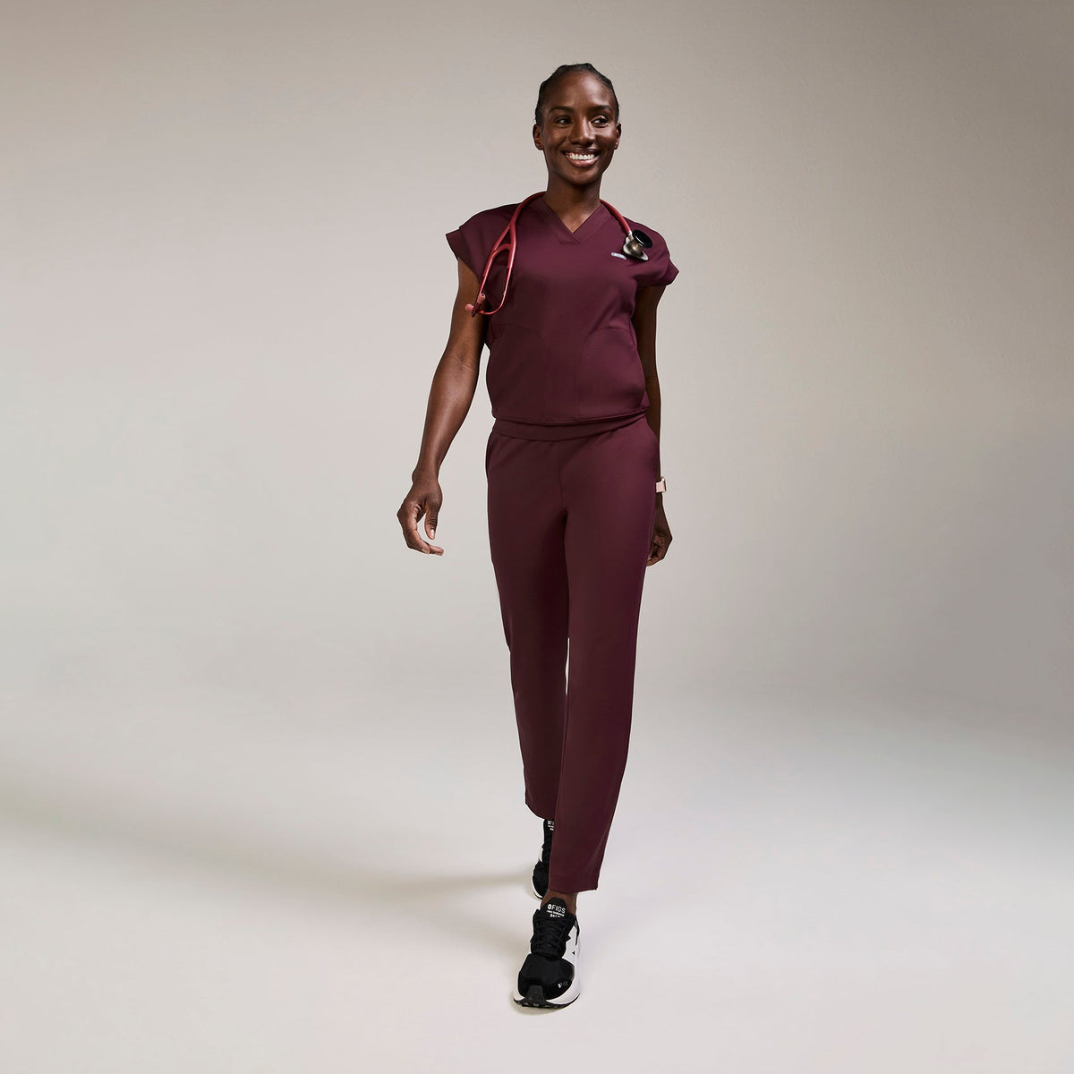 Mira Banded Scrub Top - Burgundy