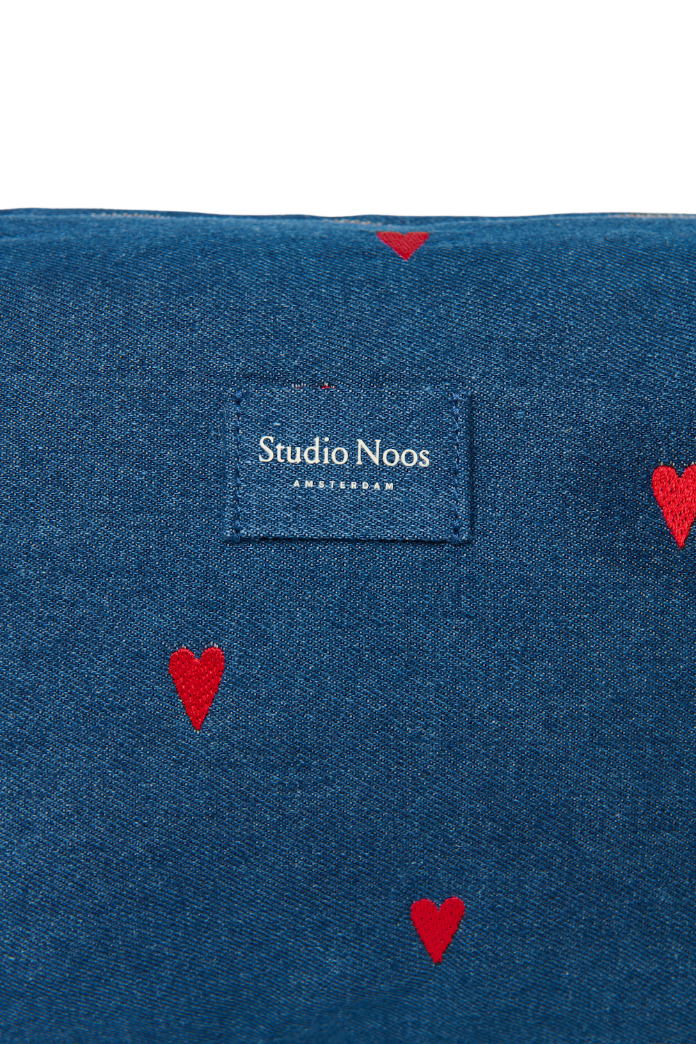 Denim toilettas | Donkerblauw met rode hartjes