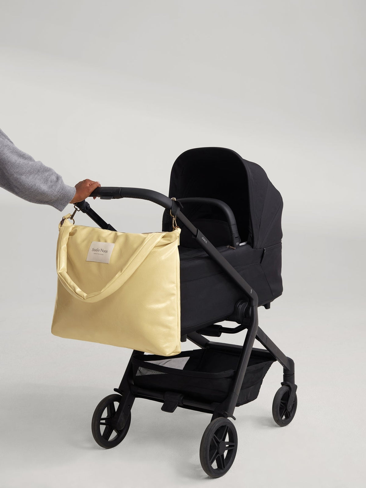 Vegane Wickeltasche aus Lederimitat | Buttergelb