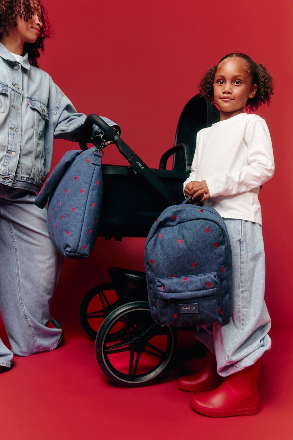 Denim Midi Rugzak | Donkerblauw met rode hartjes