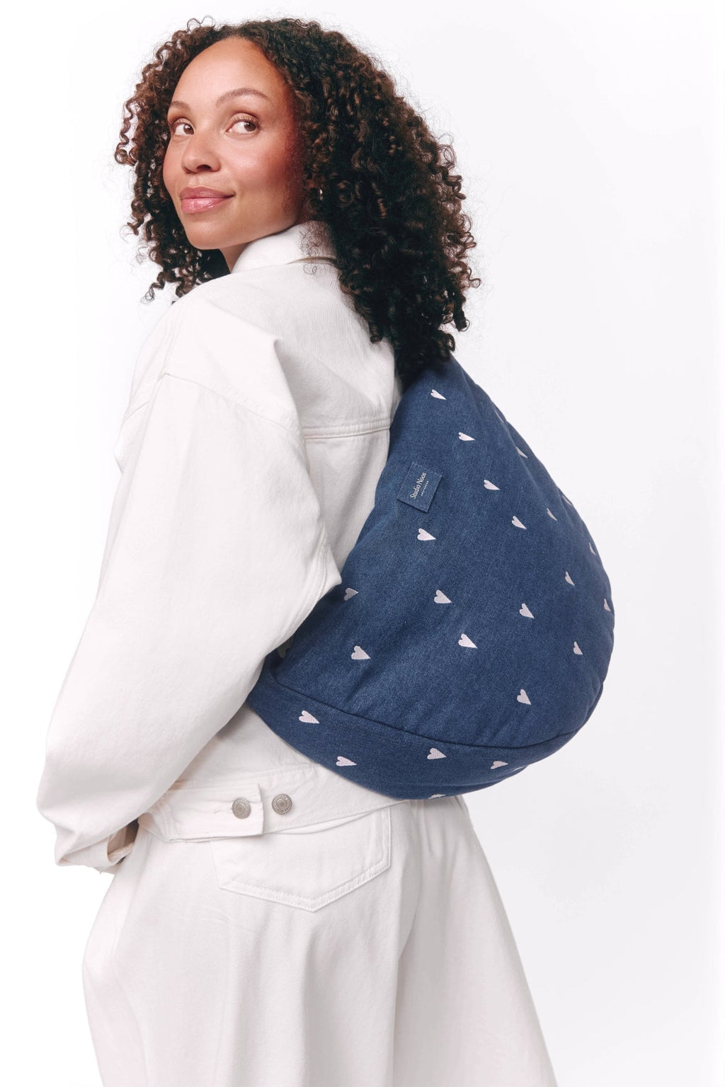 Denim schoudertas | Donkerblauw met witte hartjes