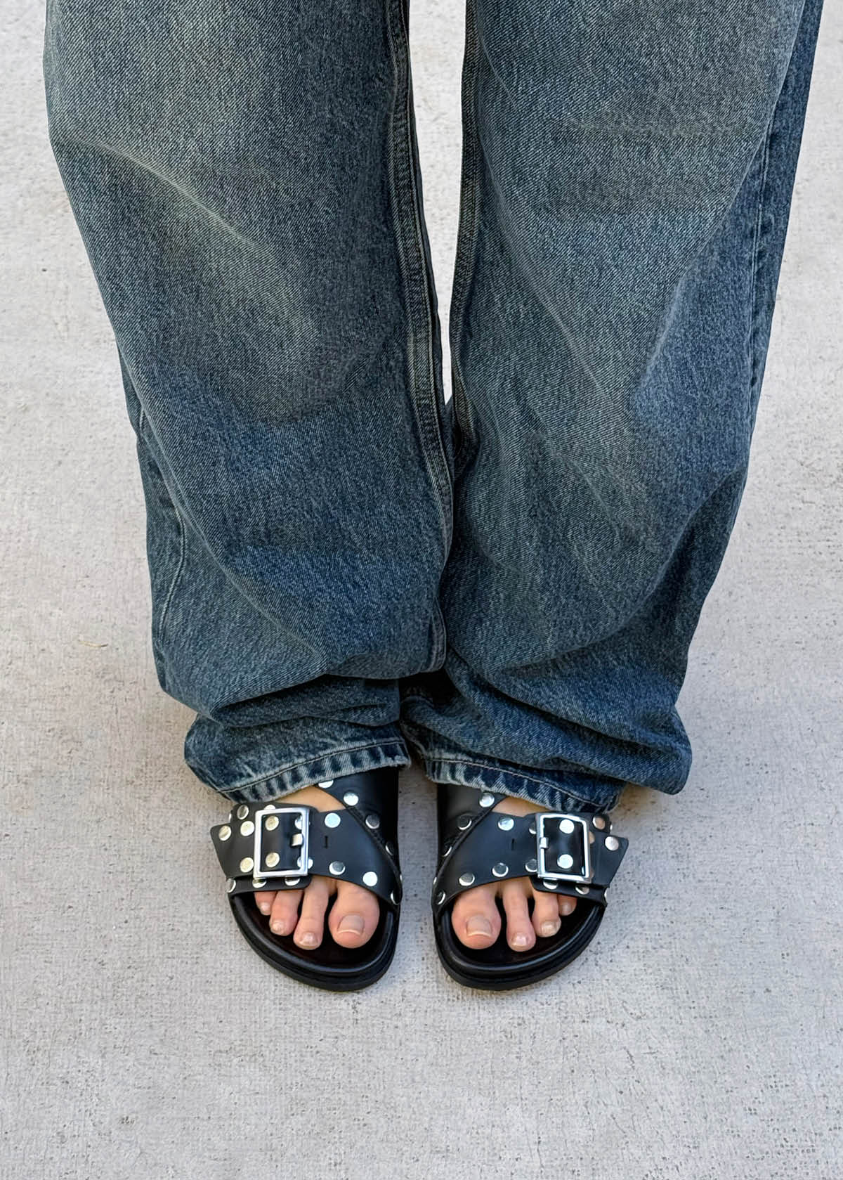 Alba Studs Zwarte Leren Sandalen