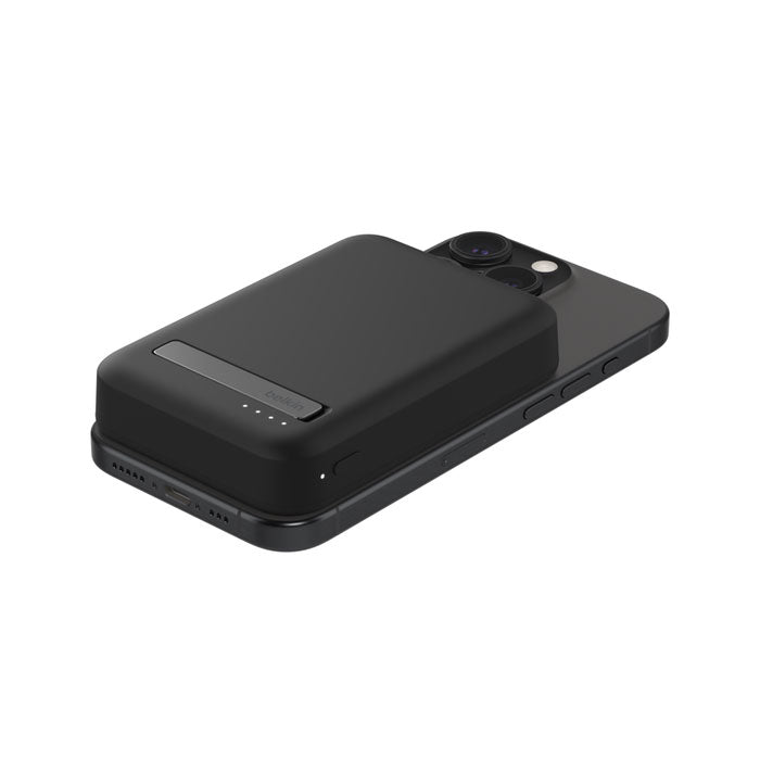 Belkin BoostCharge Pro Magnetic Power Bank with Qi2 15W 8K in Black - BPD007BTBK - image 5