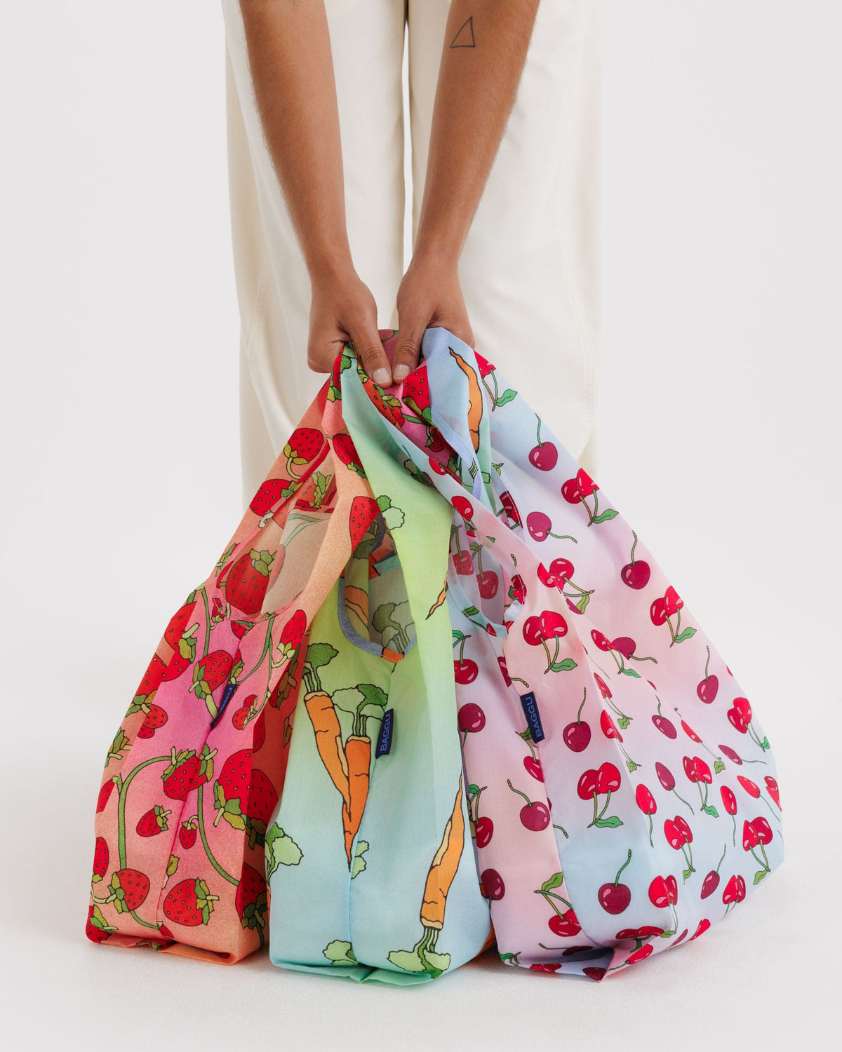 Standard Baggu Set of 3 - Carrots & Berries - image 2