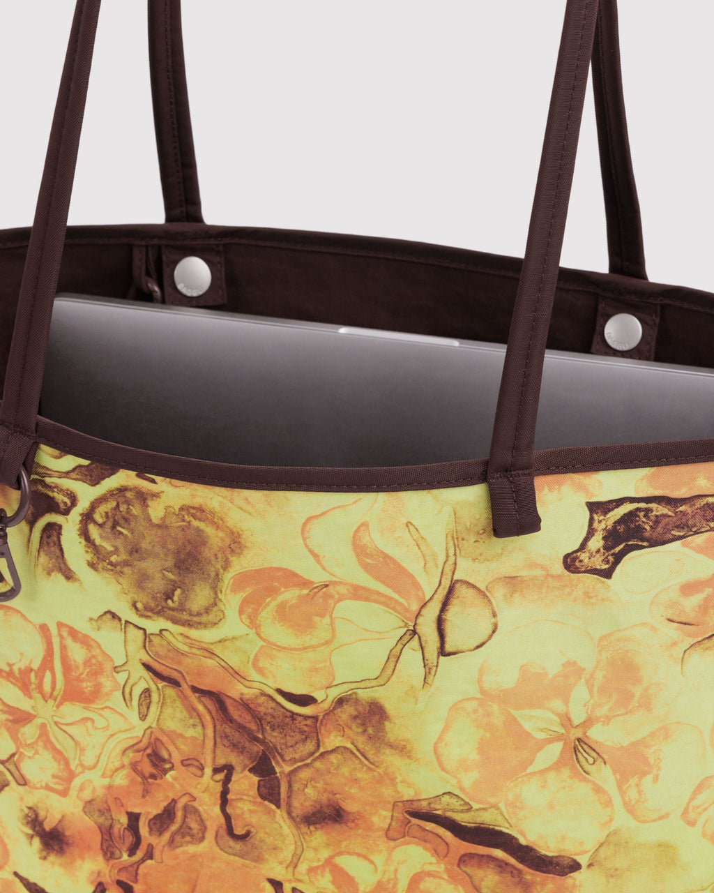 Medium Nylon Reversible Tote - Nasturtiums Ruth Asawa - image 5