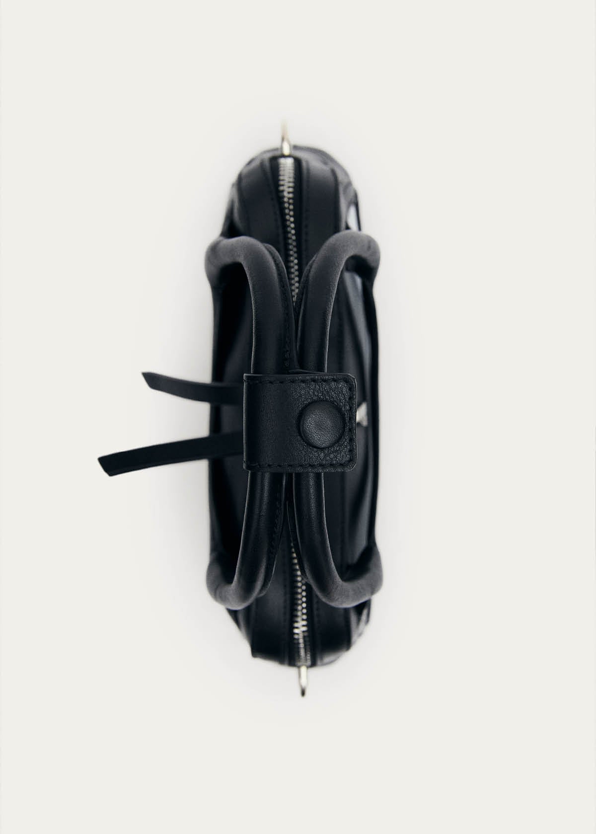 Hilma Mini Vinyl Zwarte Leren Tas