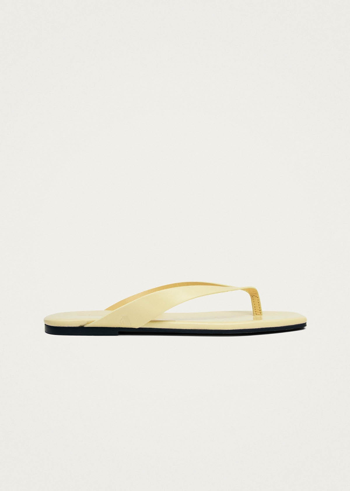 Ola Sandalen aus hellgelbem Leder