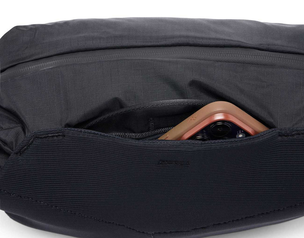 Peak Design Outdoor Sling 7L Bag in Black - BAS-7-BK-1 - image 5
