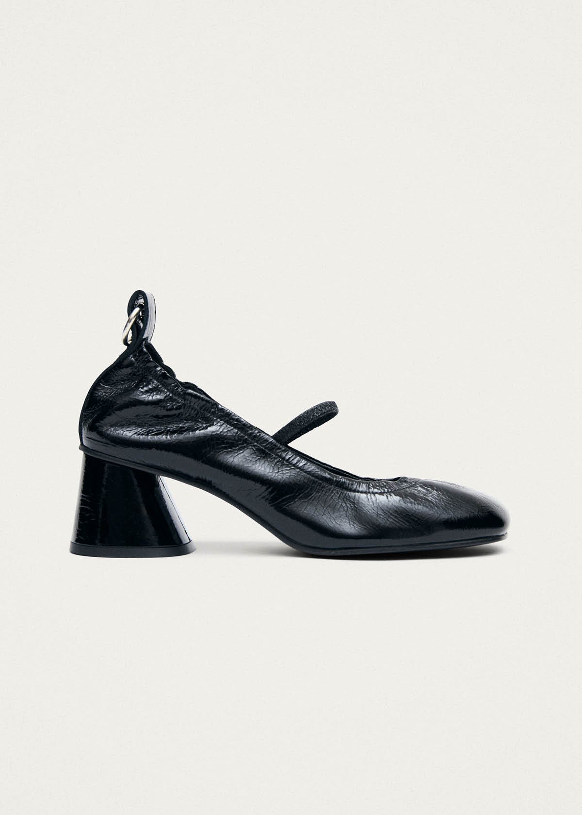 Rhiane Pumps aus schwarzem Lackleder