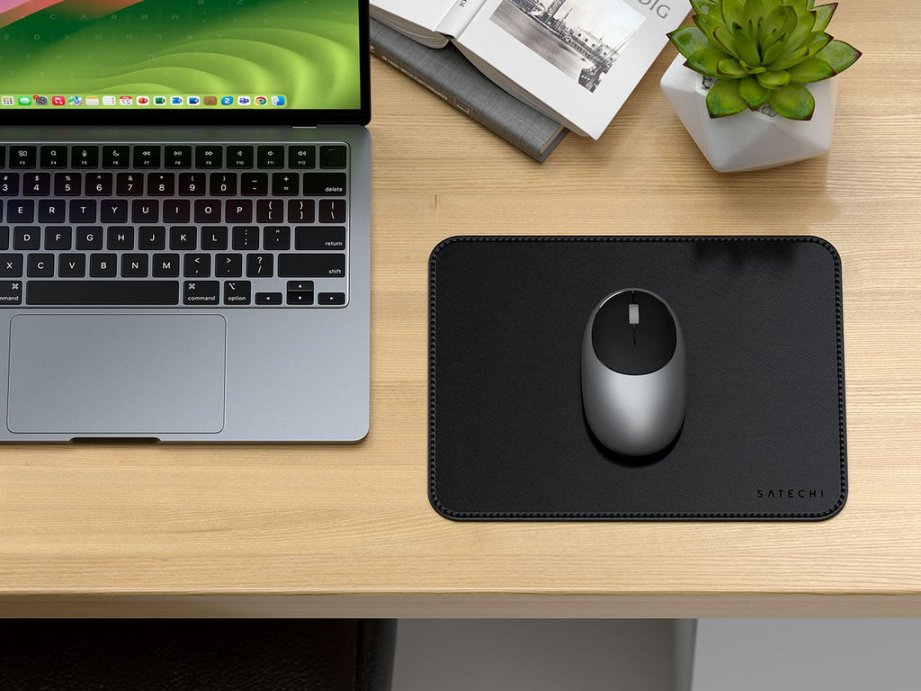 Satechi Vegan-Leather Premium Mouse Pad in Black - ST-LMPK - image 6