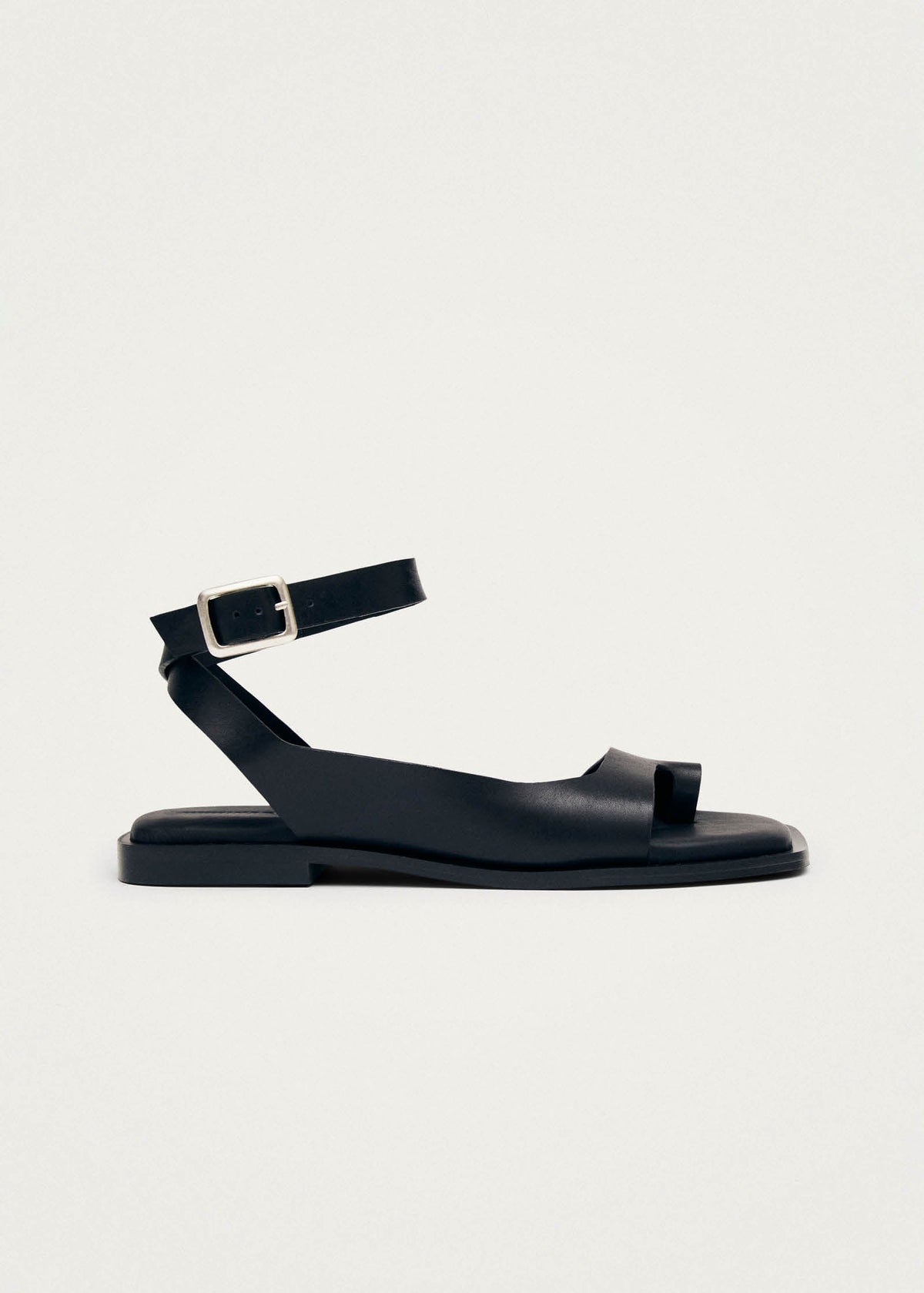 Tebas Zwarte Leren Sandalen